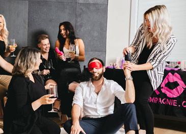 Démonstration Sex Toys à domicile d'Eros et Compagnie